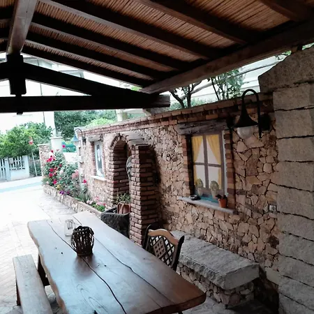Su Acu Bed & Breakfast Dorgali