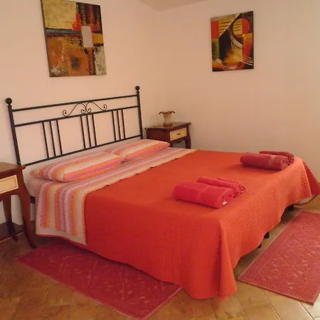 Su Acu Bed & Breakfast