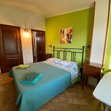 Su Acu Bed & Breakfast