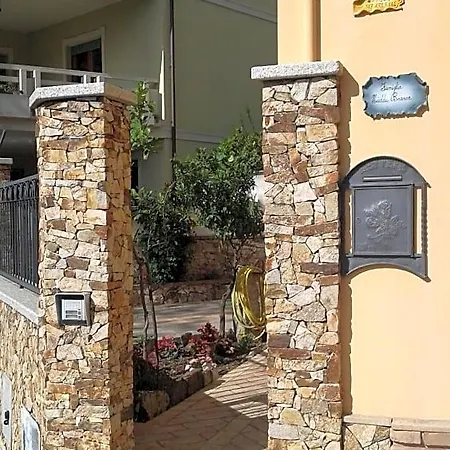 Su Acu Bed & Breakfast 3*