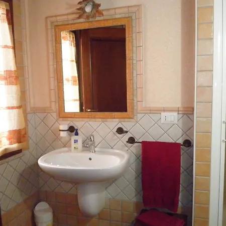 Bed & Breakfast Su Acu 3*